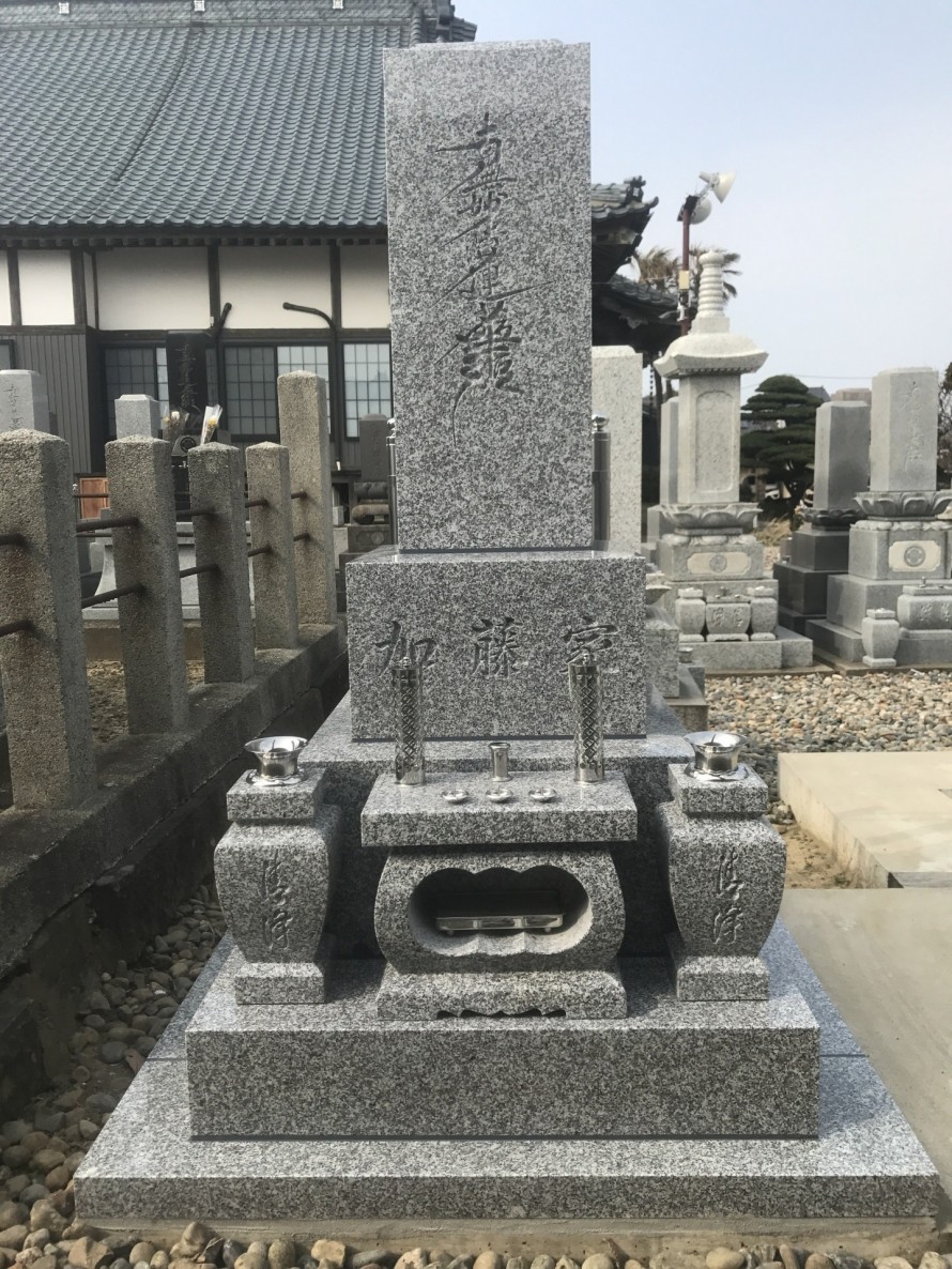 和風墓石