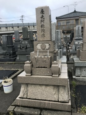 墓石クリーニング前